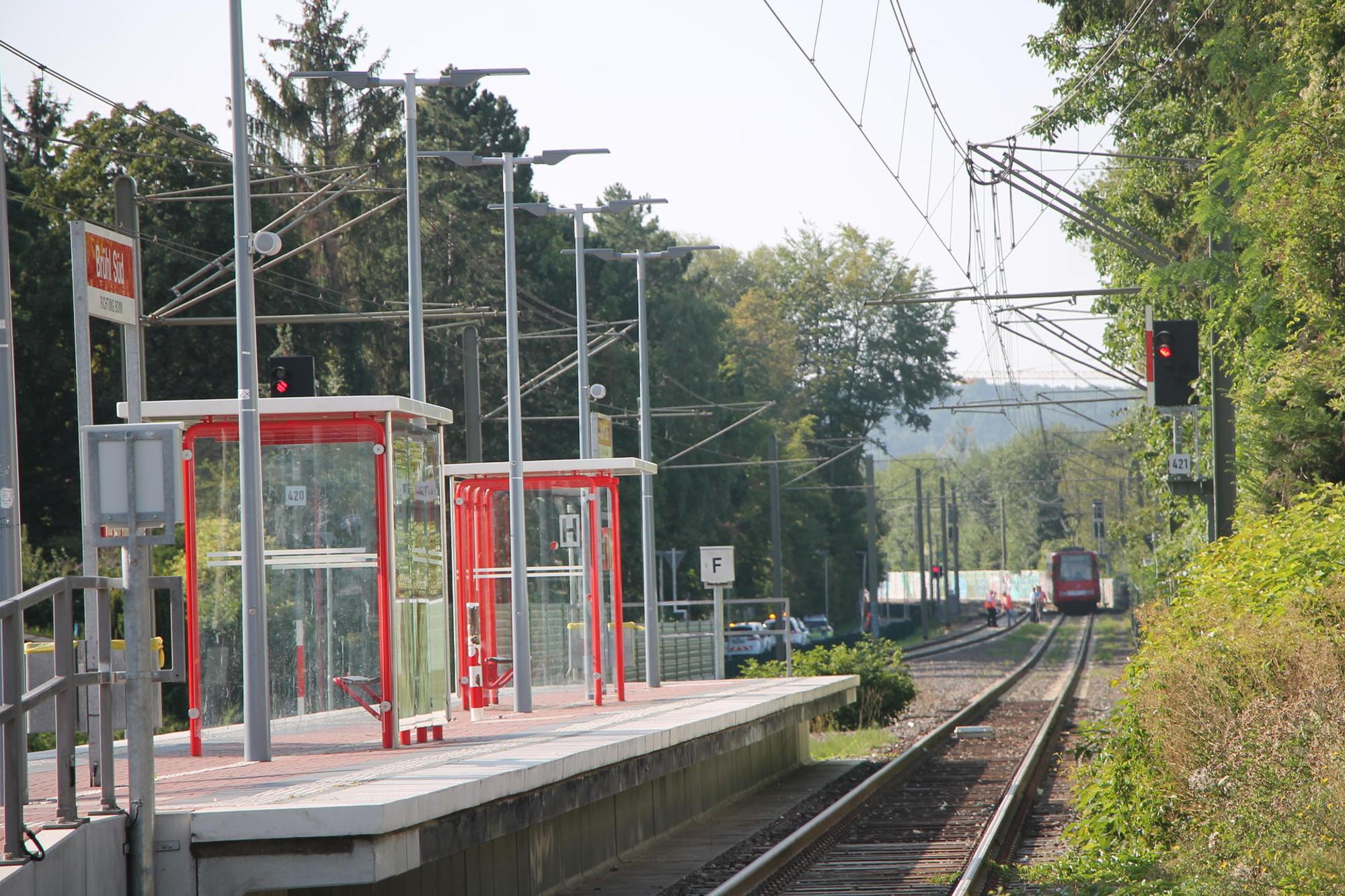 brühl unfall linie 18 mkl 3