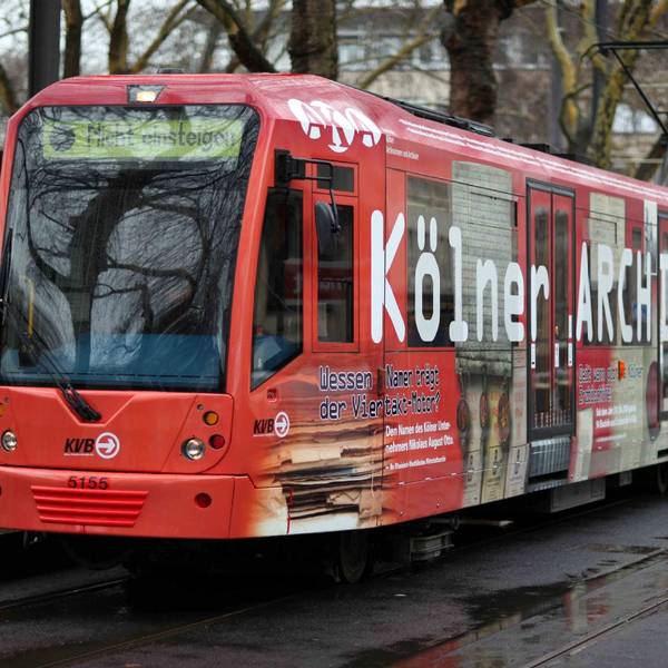 Eine Bahn der KVB