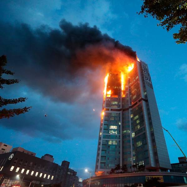 Südkorea Hochhaus in Flammen