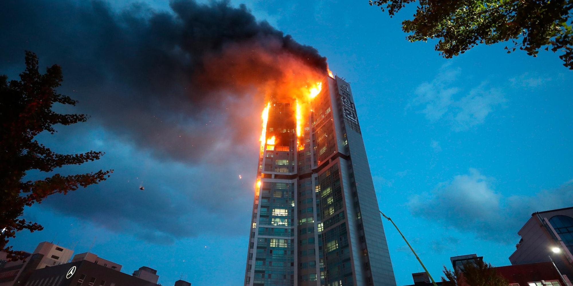 Südkorea Hochhaus in Flammen