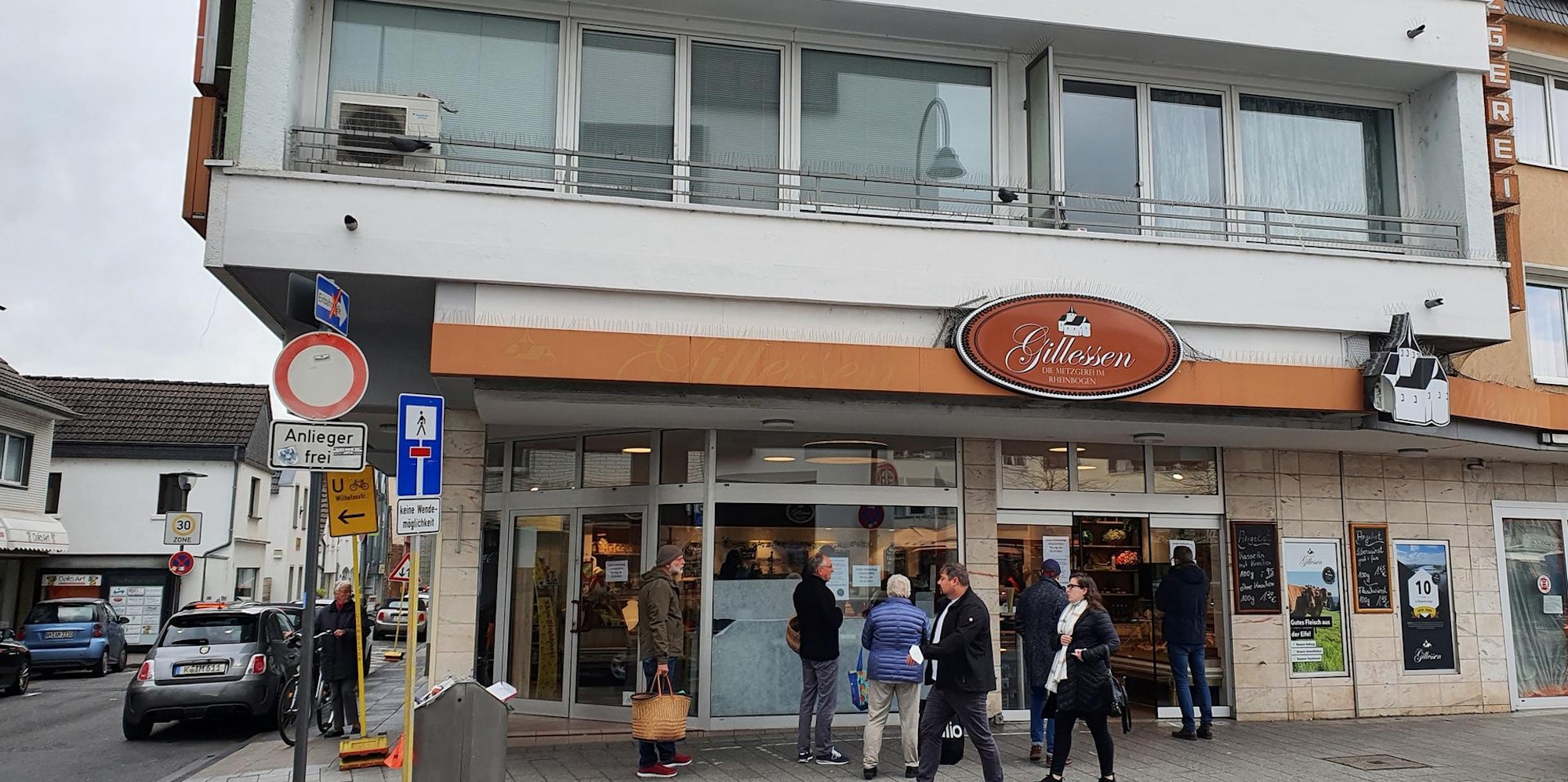 sues Gillessen 2 (1)