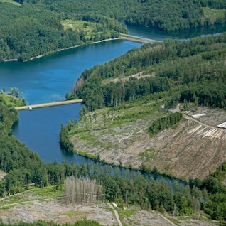 Die Wiehltalsperre in Vogelperspektive