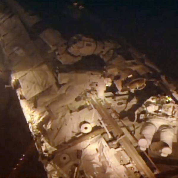 ISS Space Walk 250120