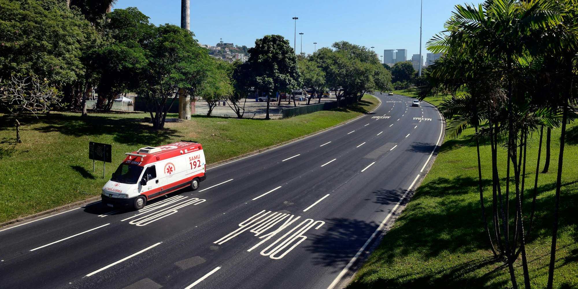 Brasilien Krankenwagen IMAGO
