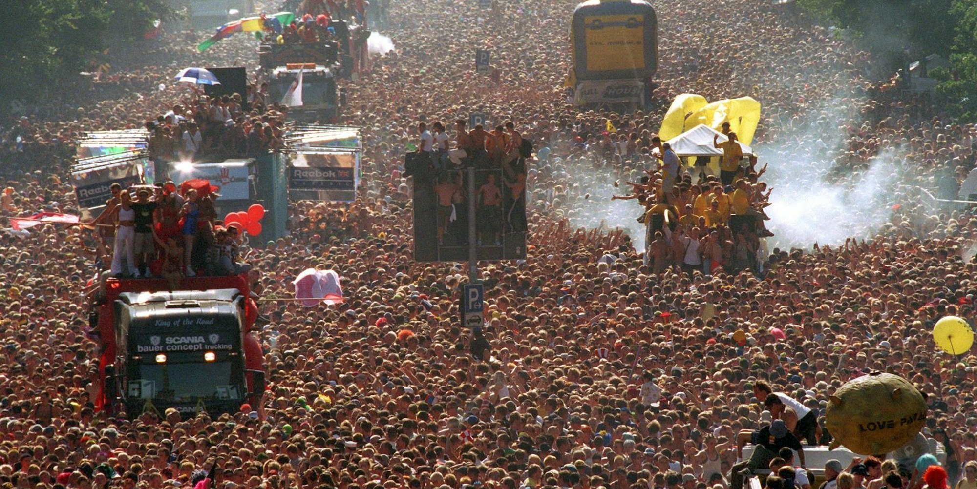 Archivfoto Loverparade dpa