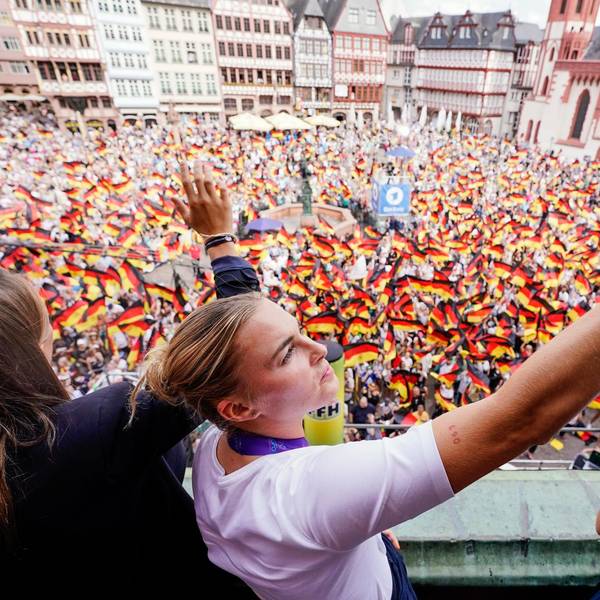 Fans Frankfurt Frauen-EM