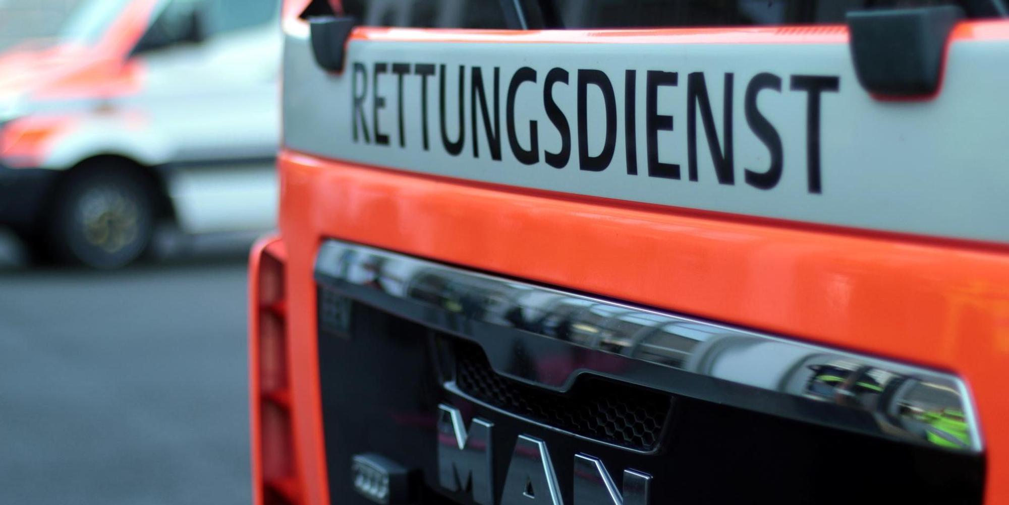 Feuerwehr Fahrzeug Rettungsdienst Krasniqi