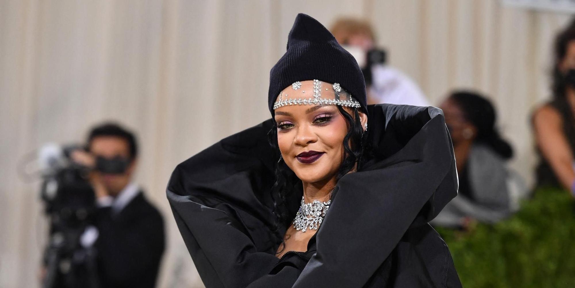Rihanna 260922