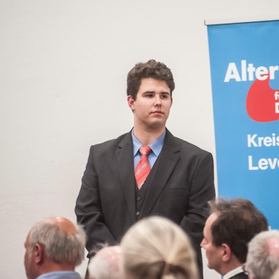 leverkusen-yannick-noe-nef_alf_9709