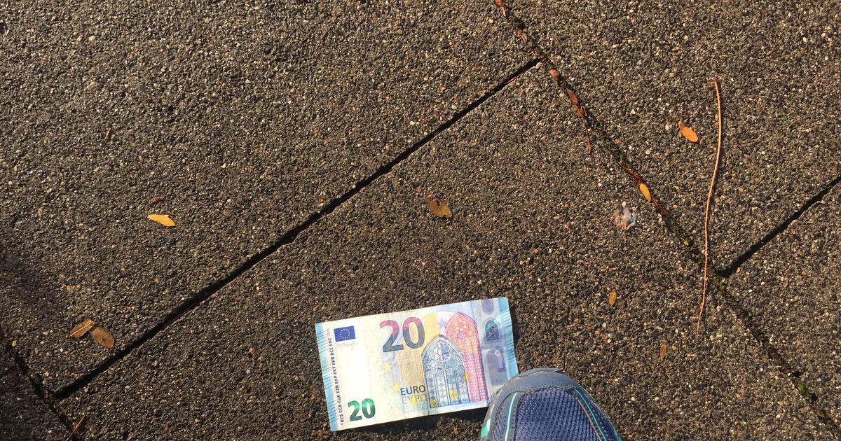 Geld gefunden Wo muss ich tun, wenn ich Bargeld auf