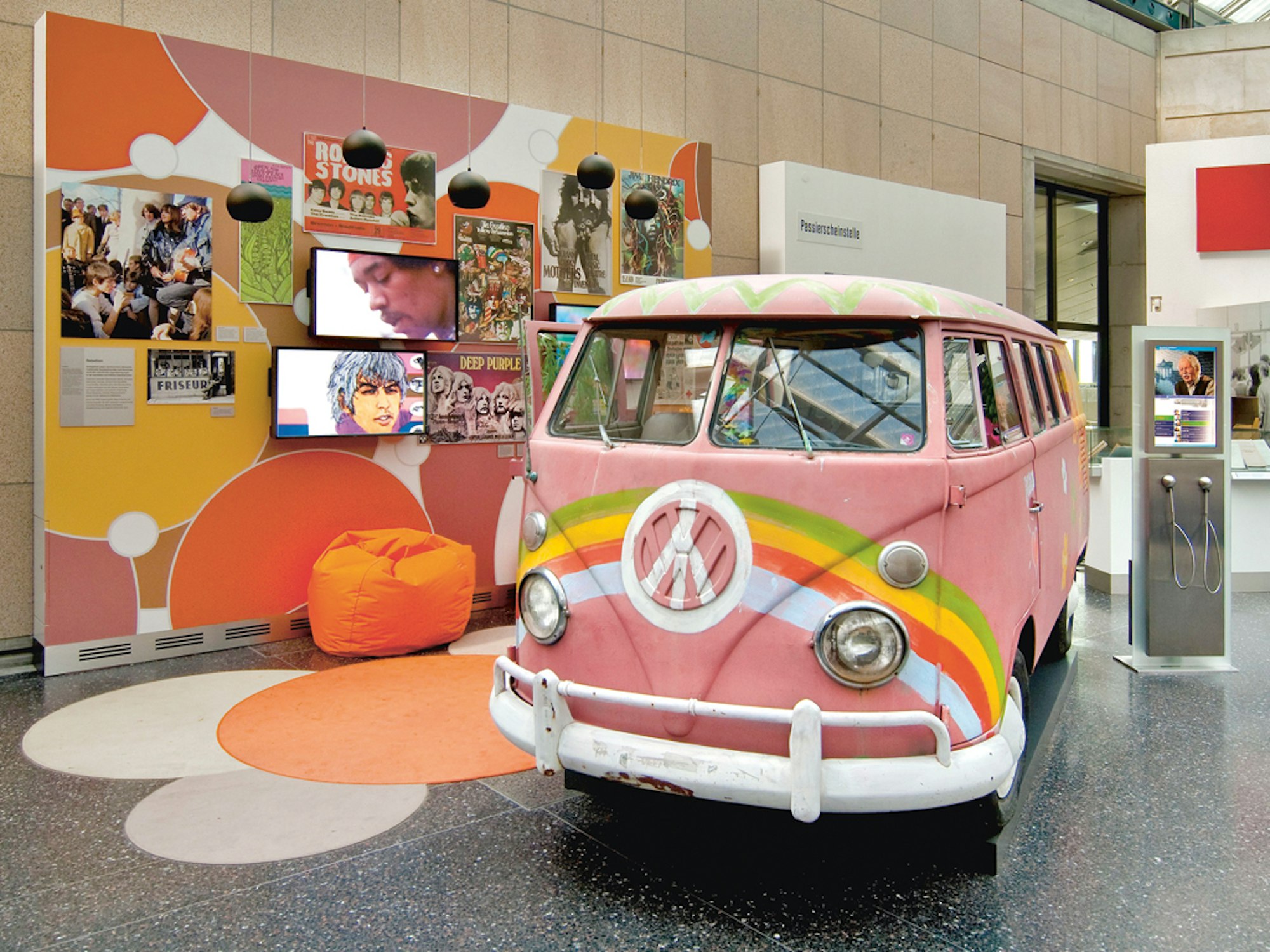 Kultur_Haus_der_Geschichte_Bonn_Bulli_062013_Foto hdg