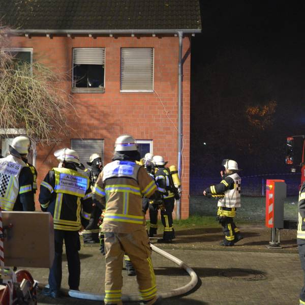 Feuer in Unterkunft in Bergheim