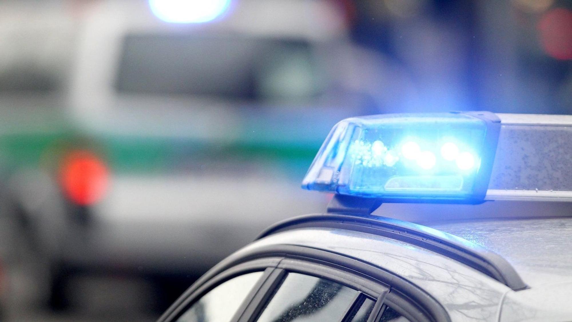 Eine Sirene auf einem Polizeiwagen