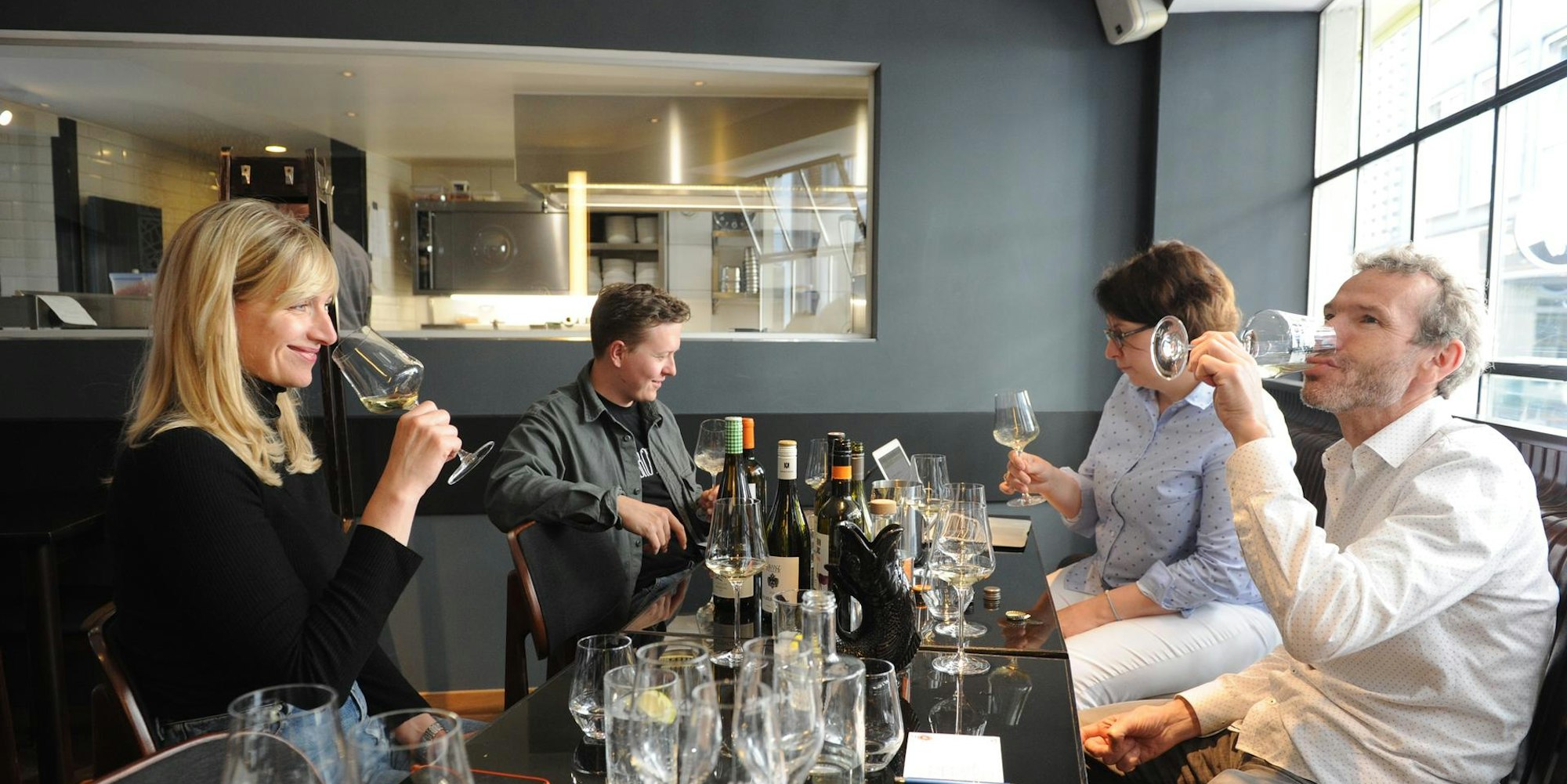 2022-06-02-WOR-bbq-Wein-test100_9664