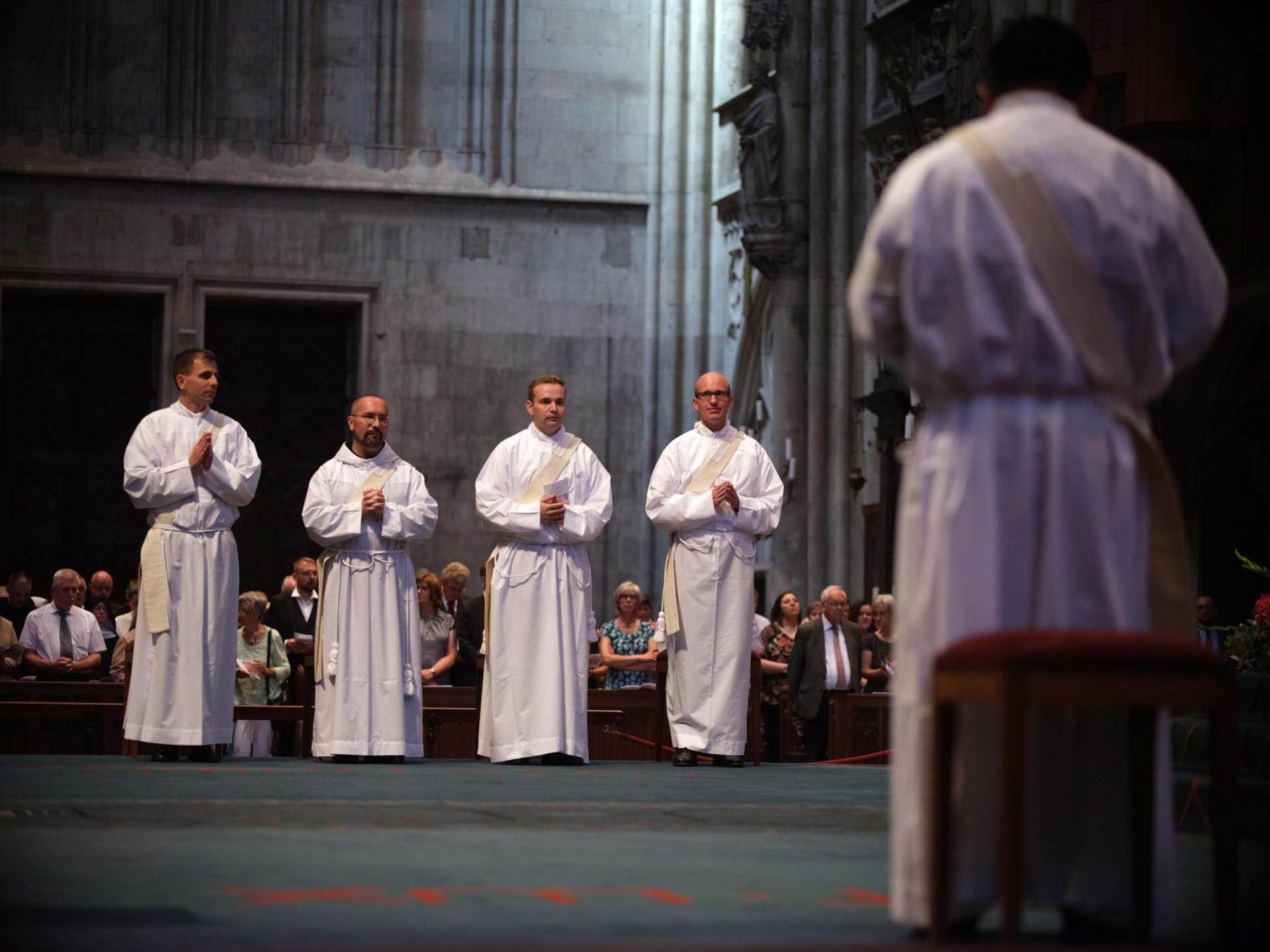 nab190628_Priesterweihe_04