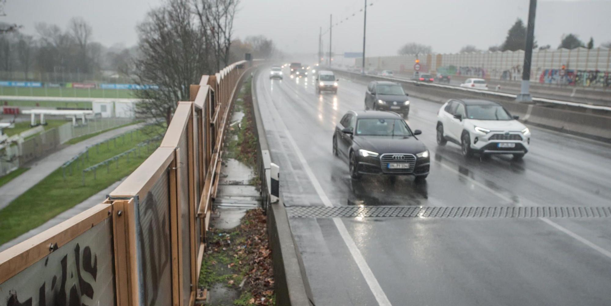 stelze-autobahn_leverkusen_ALF_3786