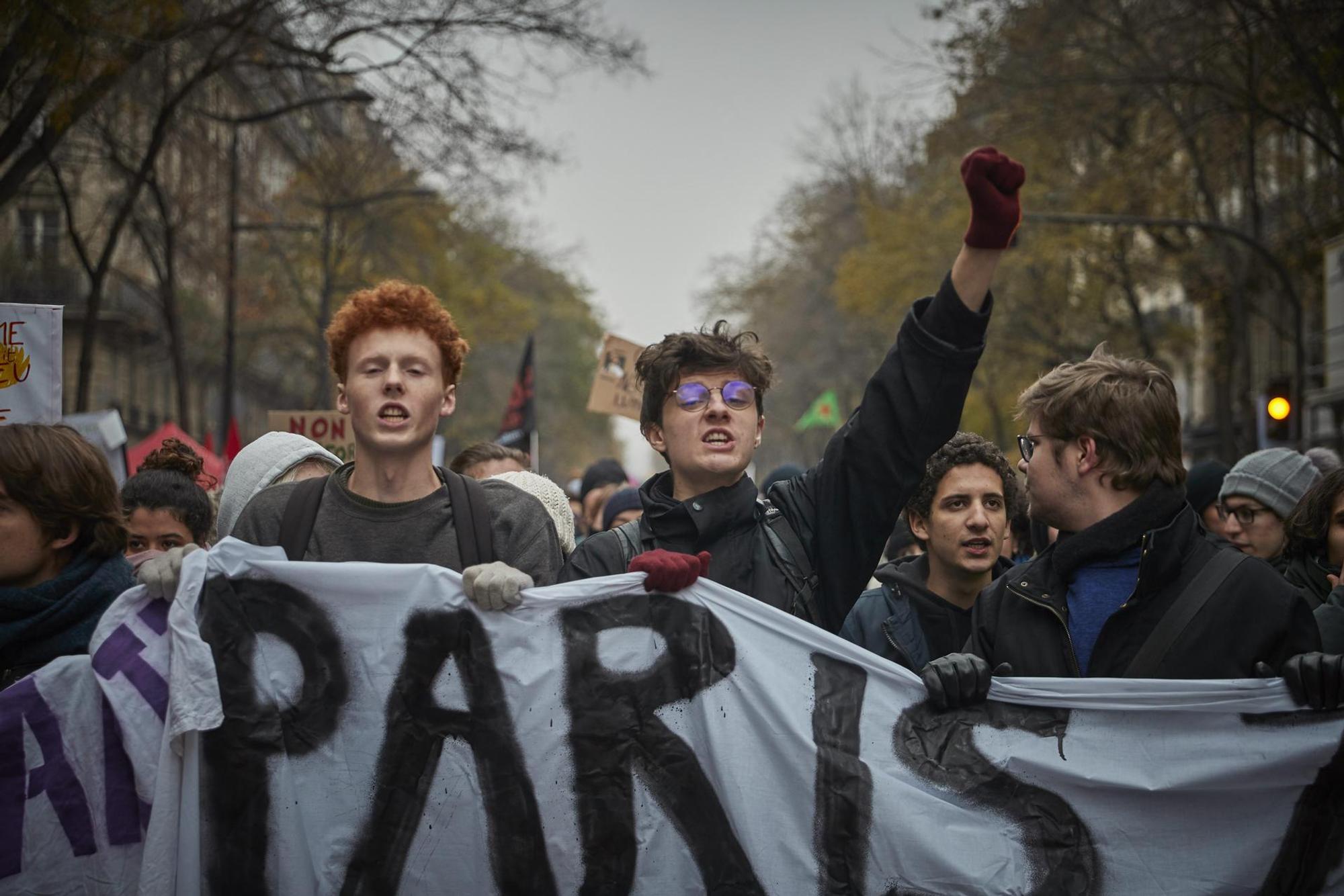 GYI_1192148143