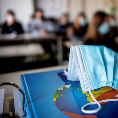Maske im Unterricht