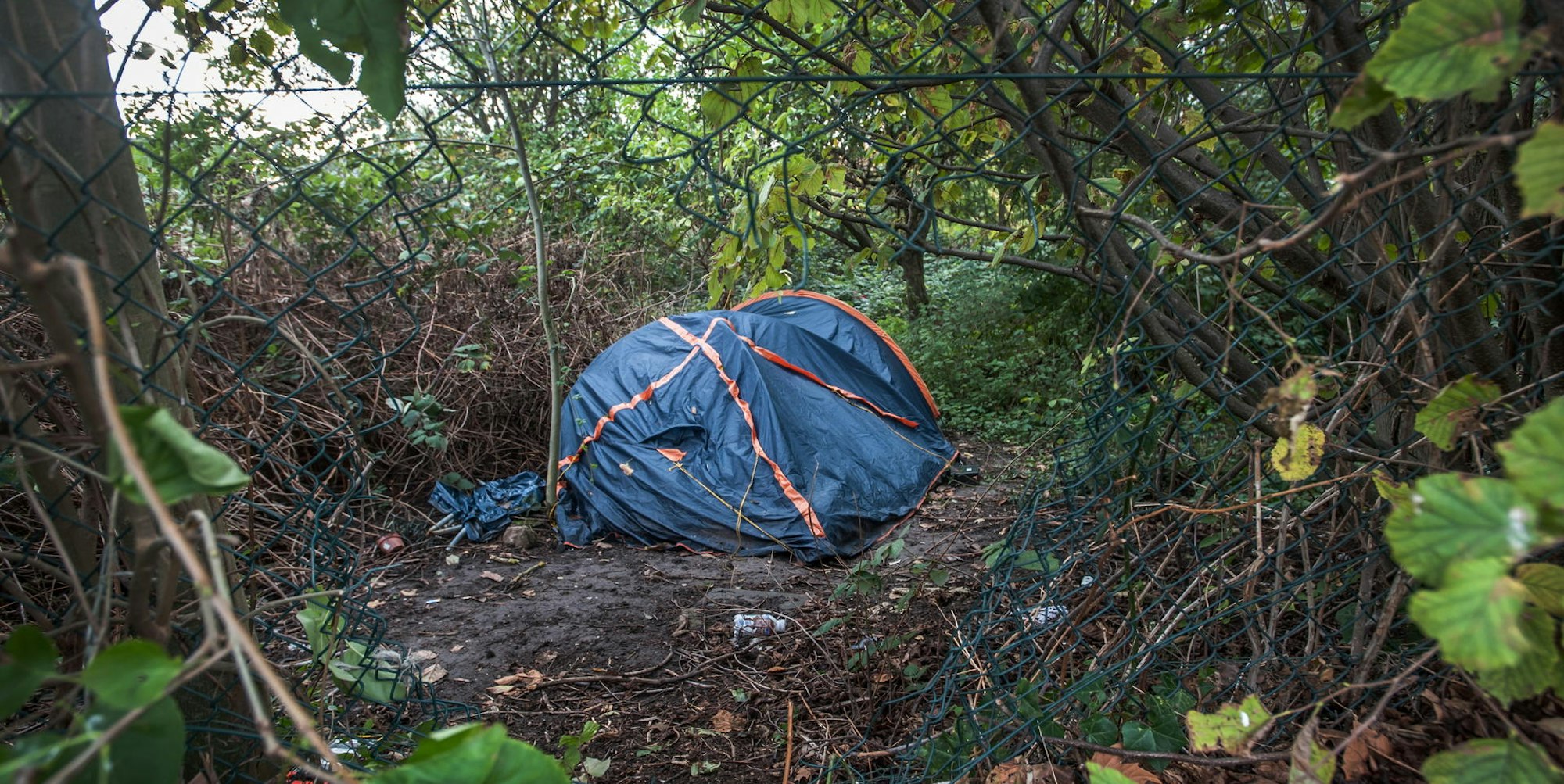 leverkusen-zelte-kreuzhof-niederfeldstr--ALF_9869