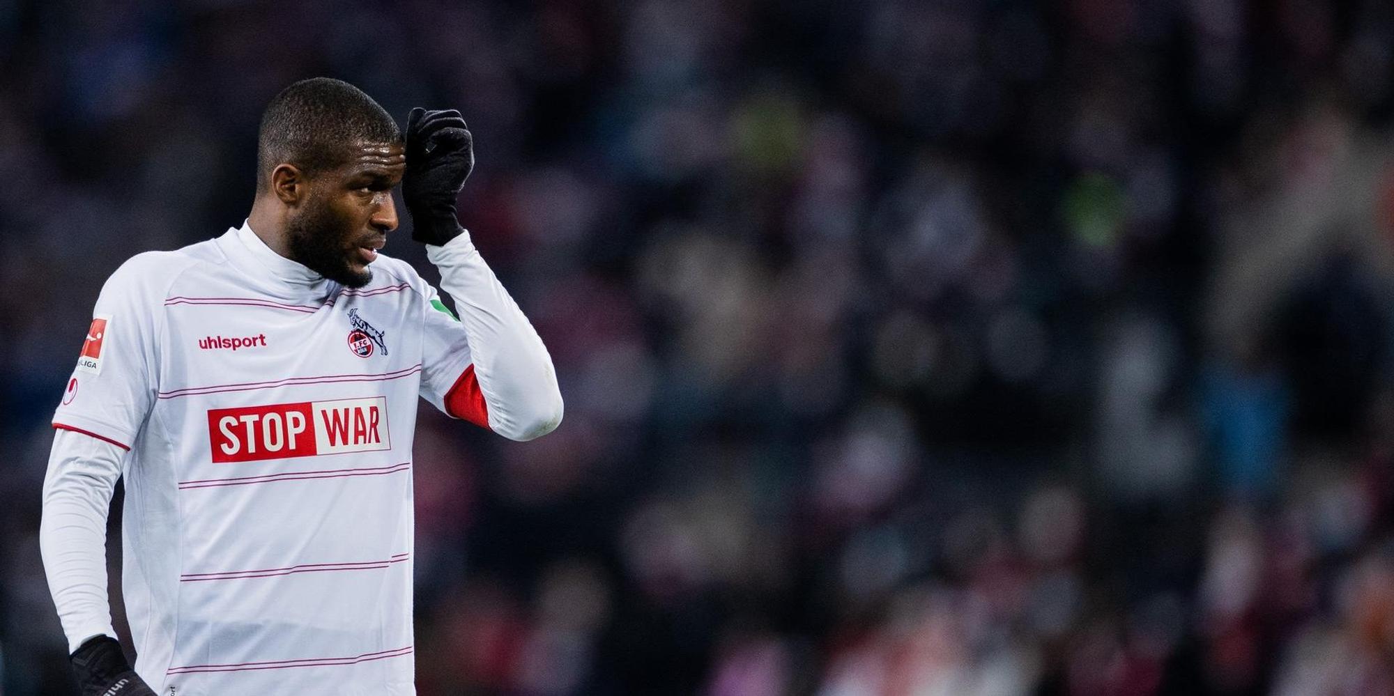 Modeste hadert
