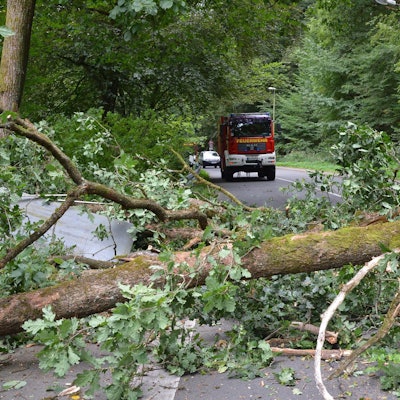 Sturm in Rhein-Berg