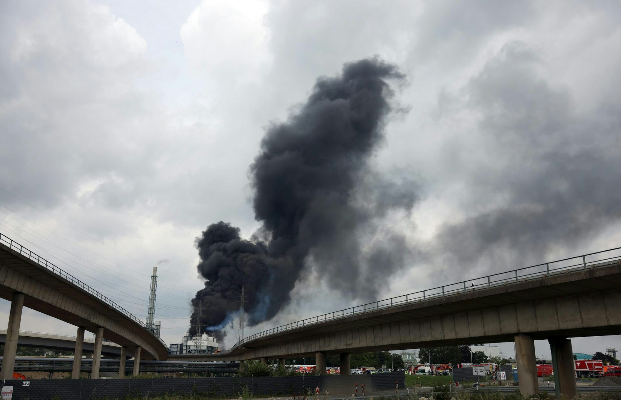 Rauchwolke über Chempark