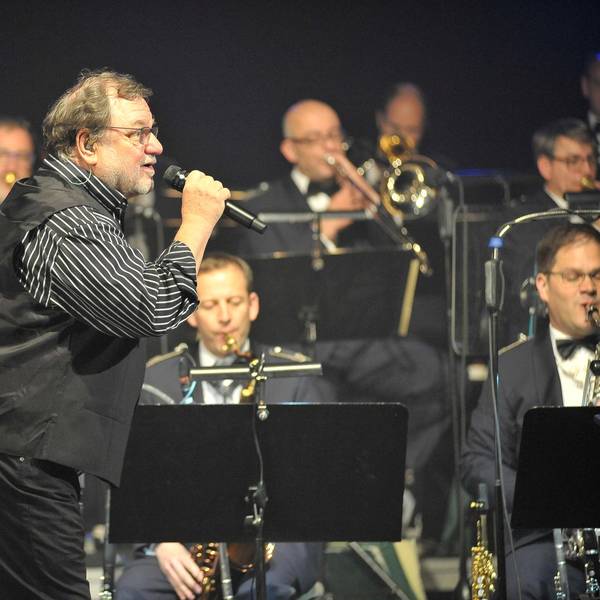 Huerth_Bundeswehr_Bigband_Klaus_Lage1