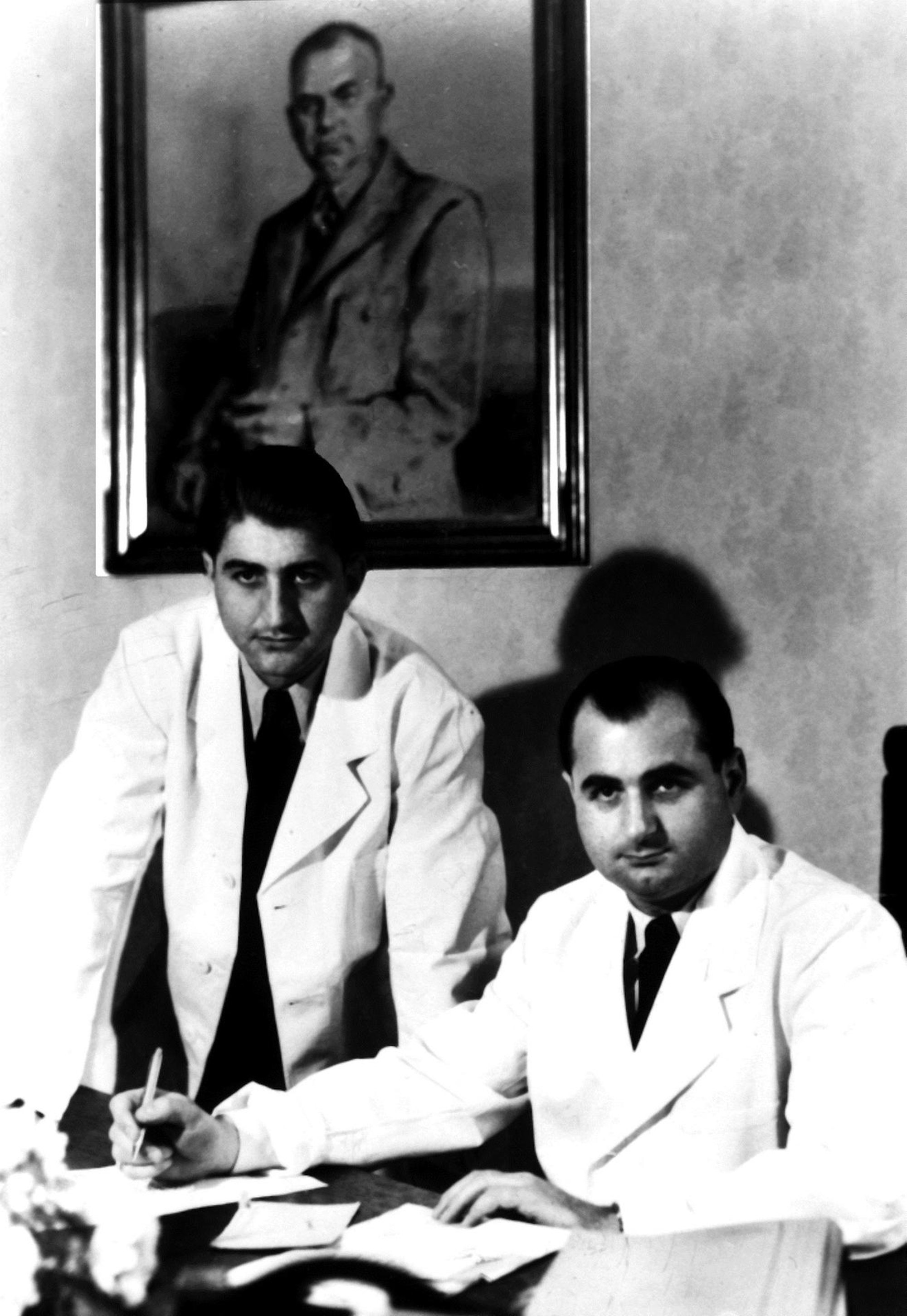 Paul-und-Hans-Riegel-1946
