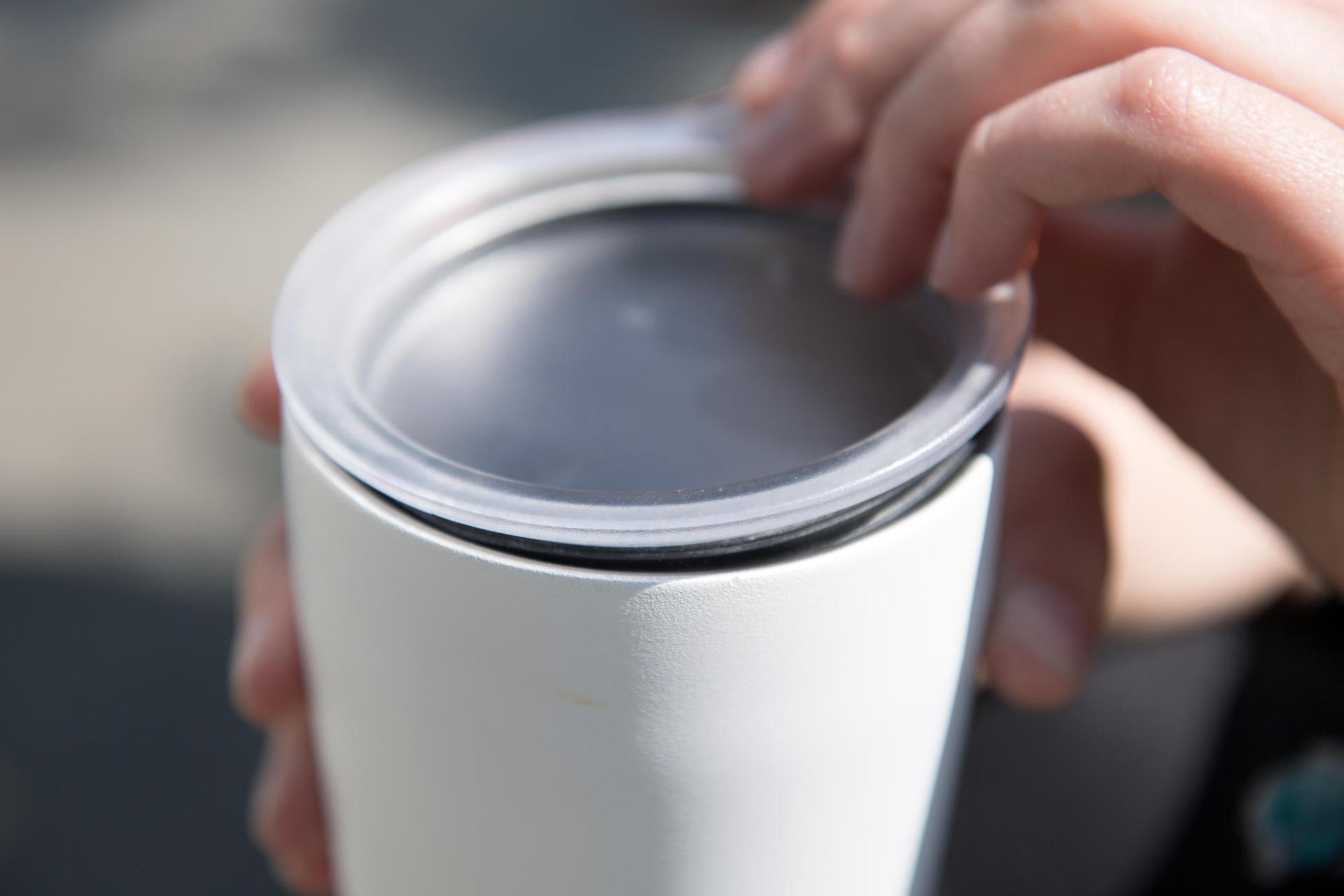 Mehrwegbecher_auf den Deckel kommt es an