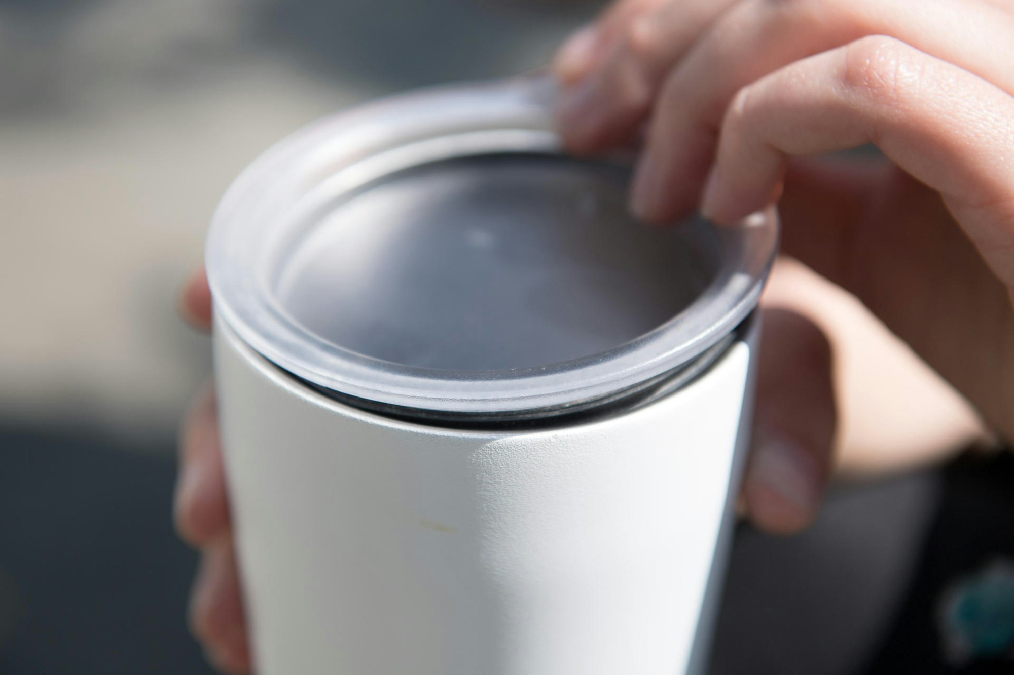 Mehrwegbecher_auf den Deckel kommt es an