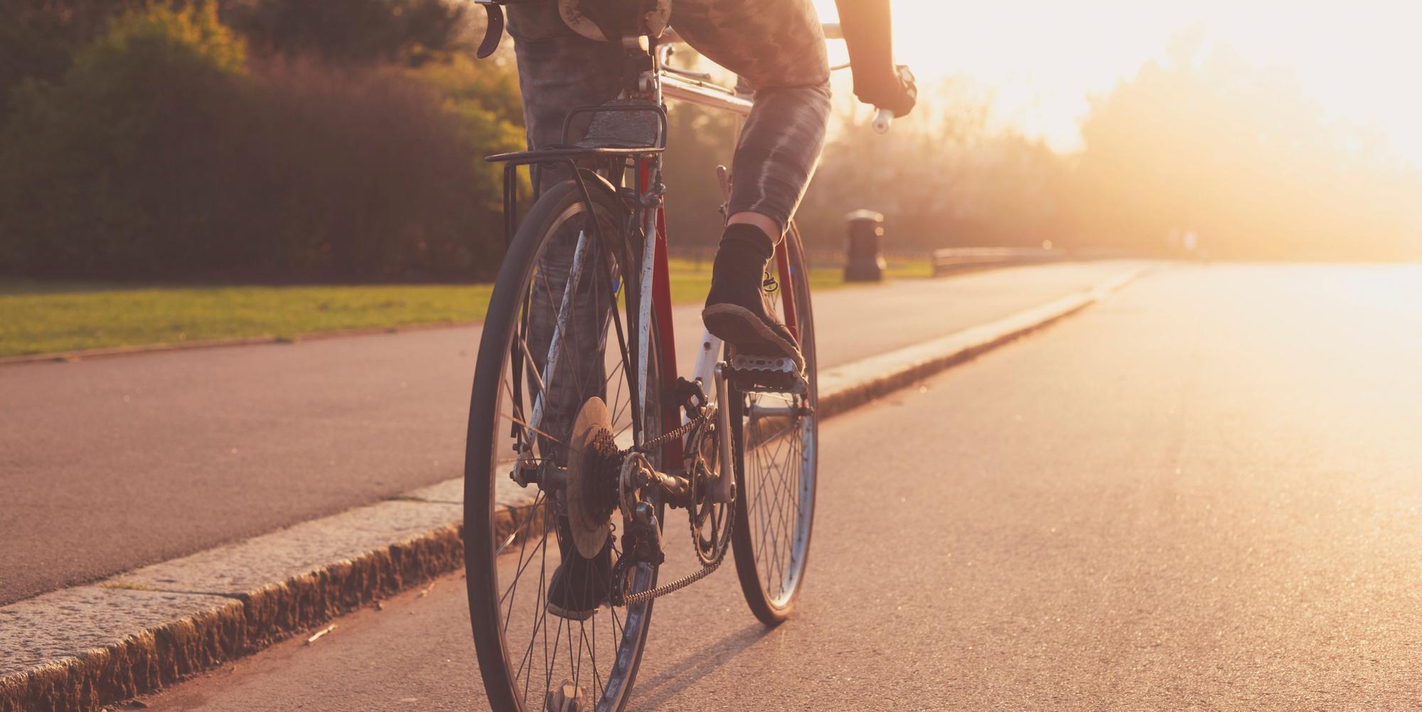 Radfahren-ThinkstockPhotos-lofilolo
