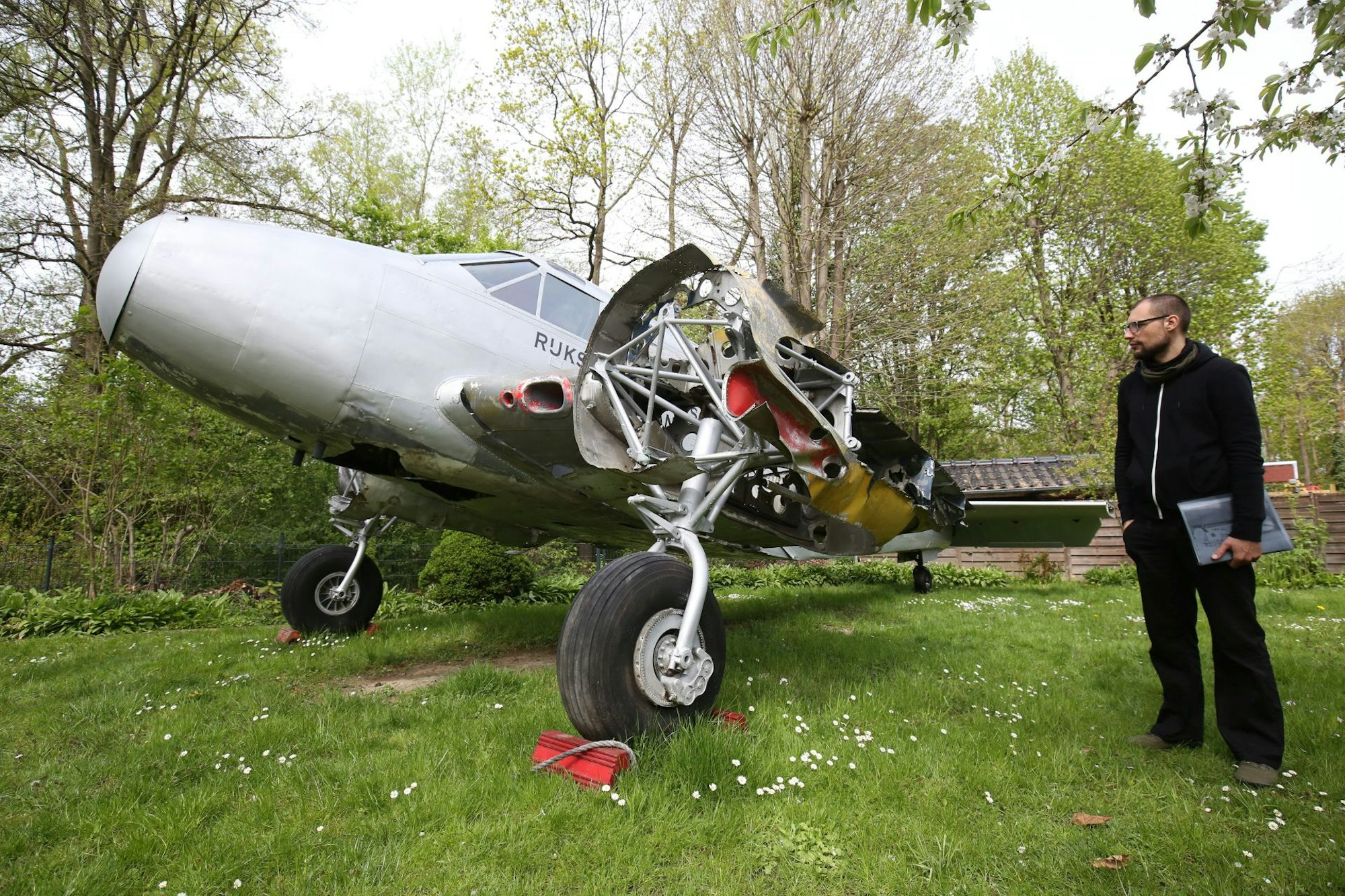 flugzeug_im_garten_saupe_oberpleis2