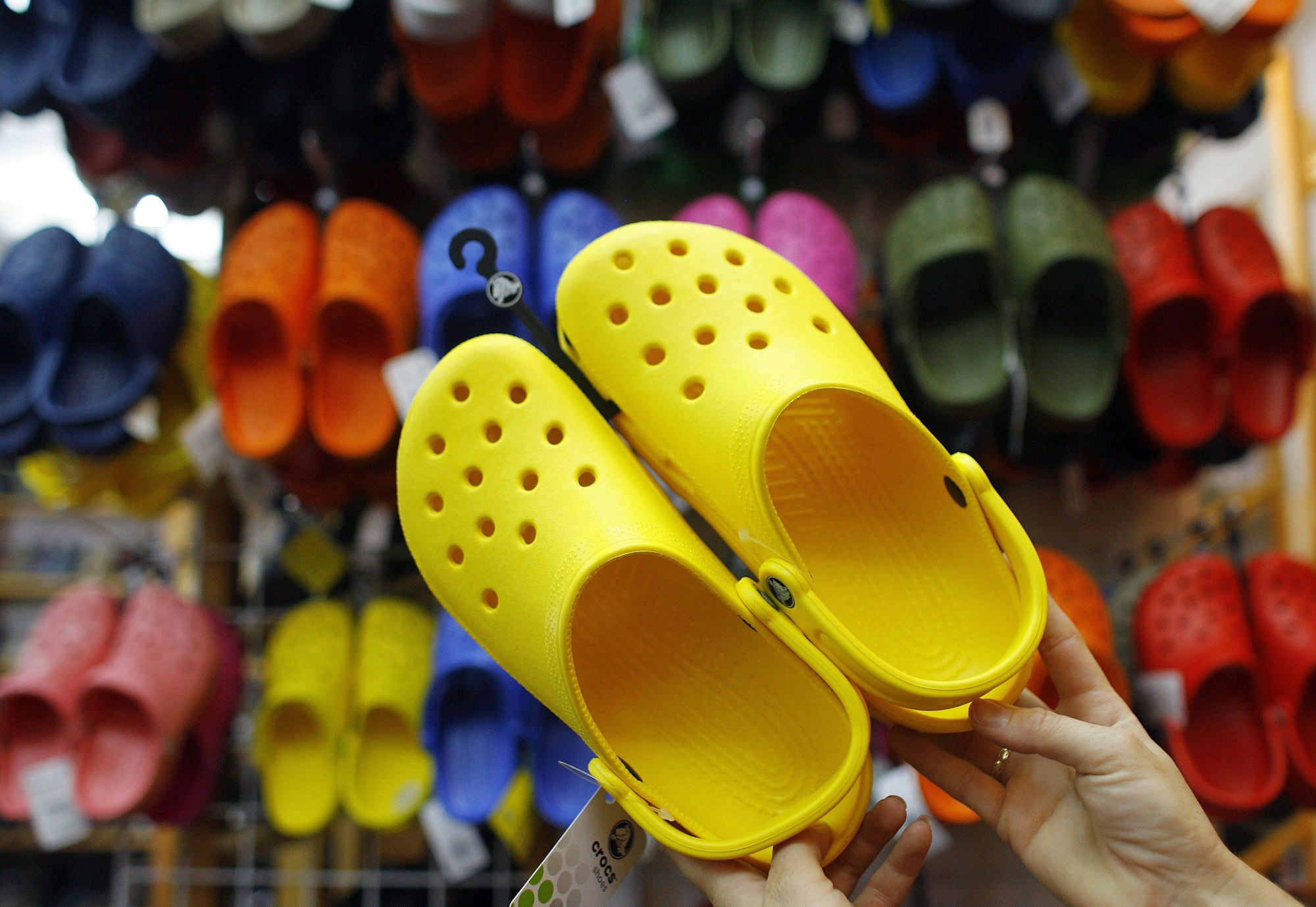 Crocs_Symbol_gelb