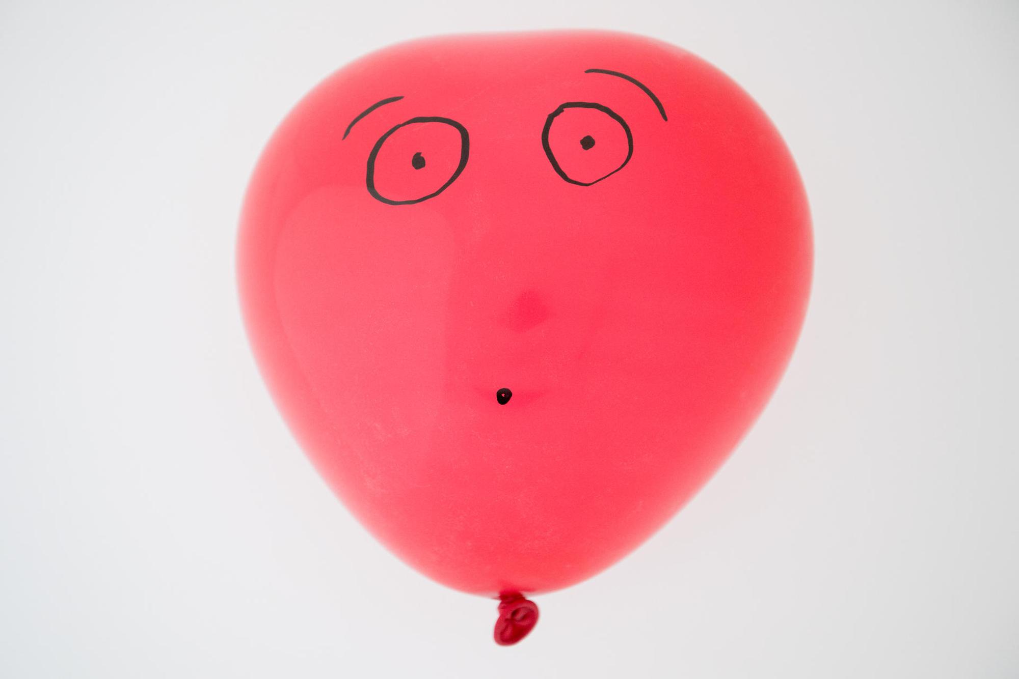 Blähungen Symbol Ballon dpa