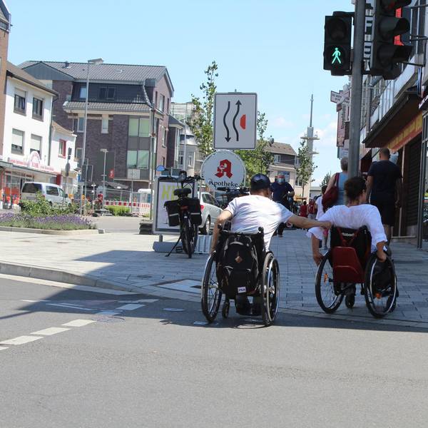Bergheim_Rollstuhl_Innenstadt_(2)