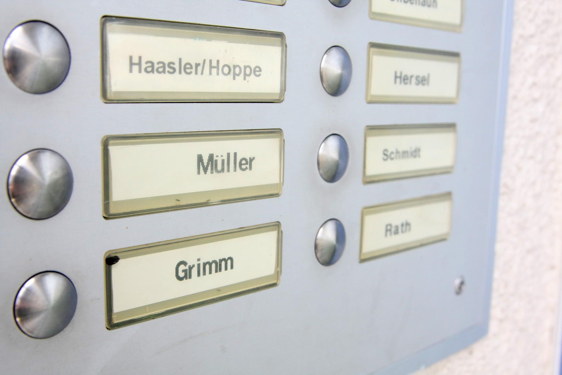 Klingelschild mit Namen