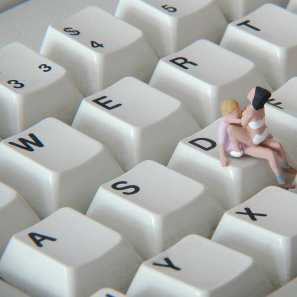 Online-Dating_Symbol