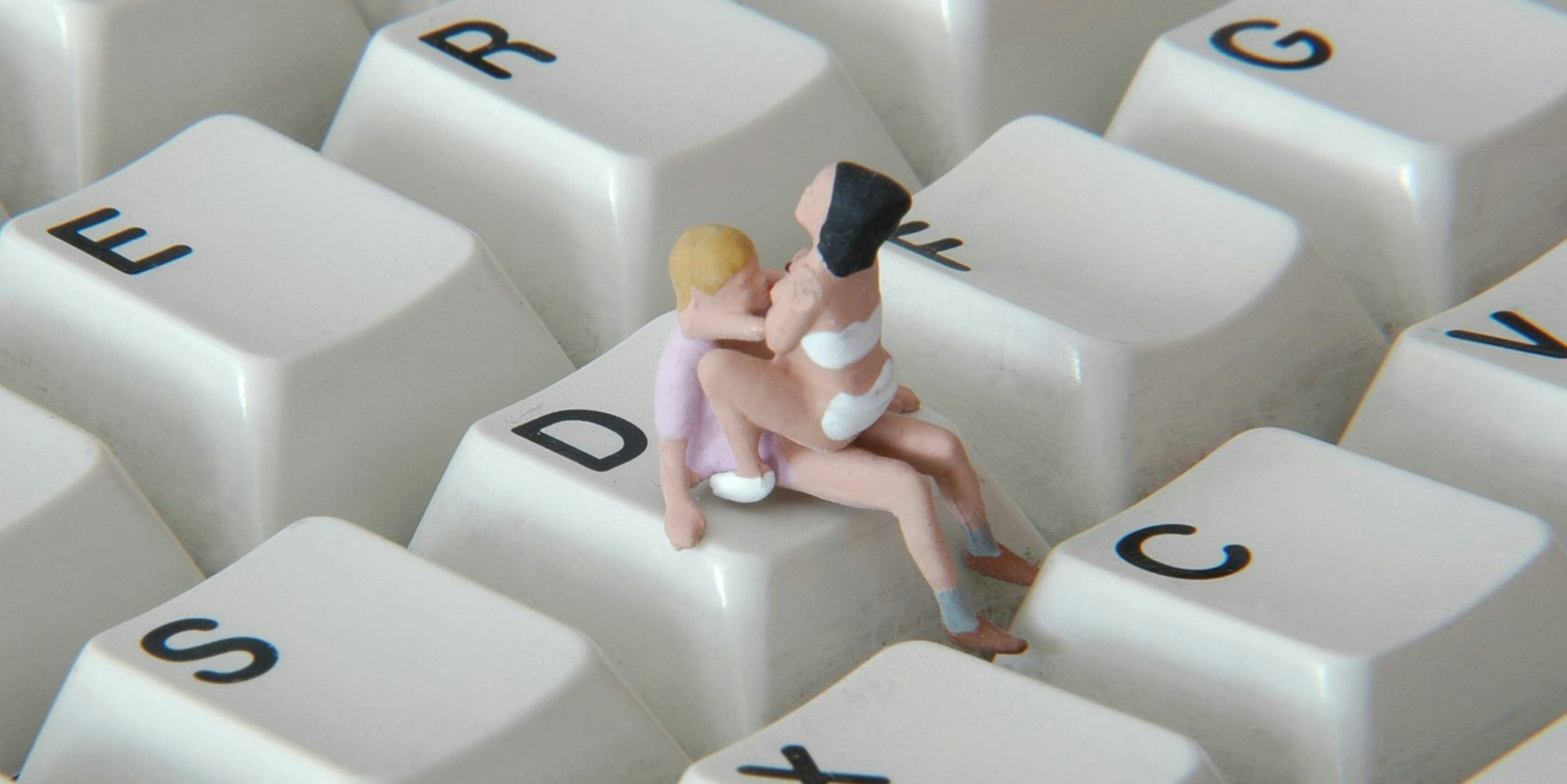 Online-Dating_Symbol