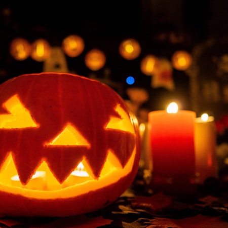 An Halloween gab es eine Schlägerei um geworfene Eier.