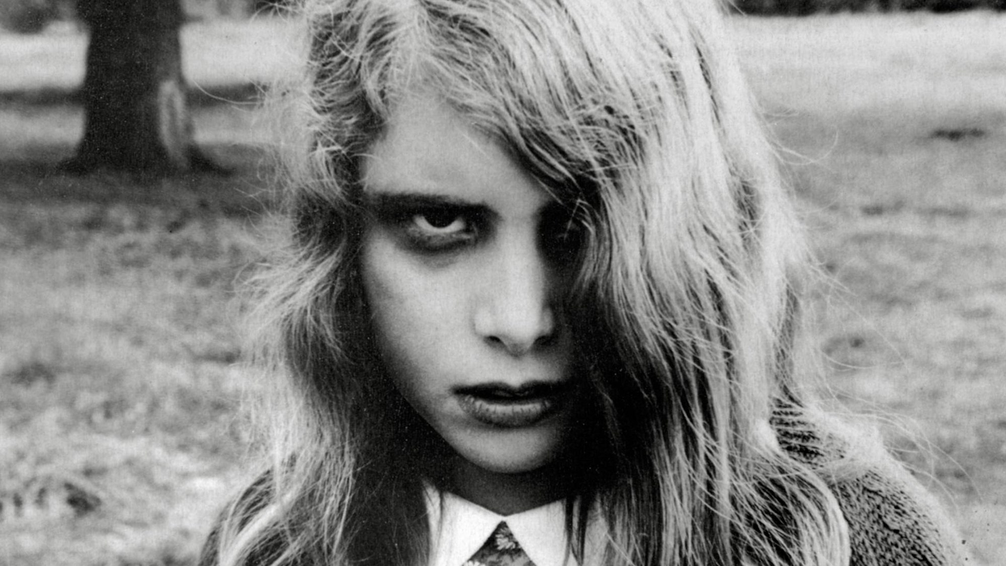 Zombie-Mädchen aus dem Horrorklassiker „Die Nacht der lebenden Toten“.