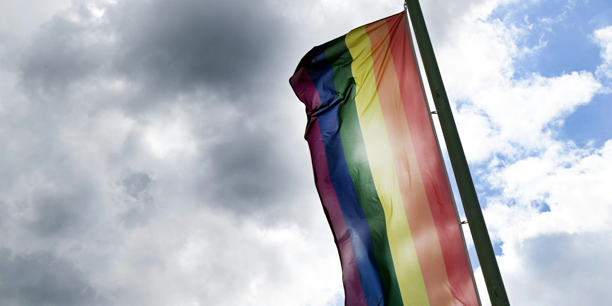 Regenbogenflagge Köln 180922