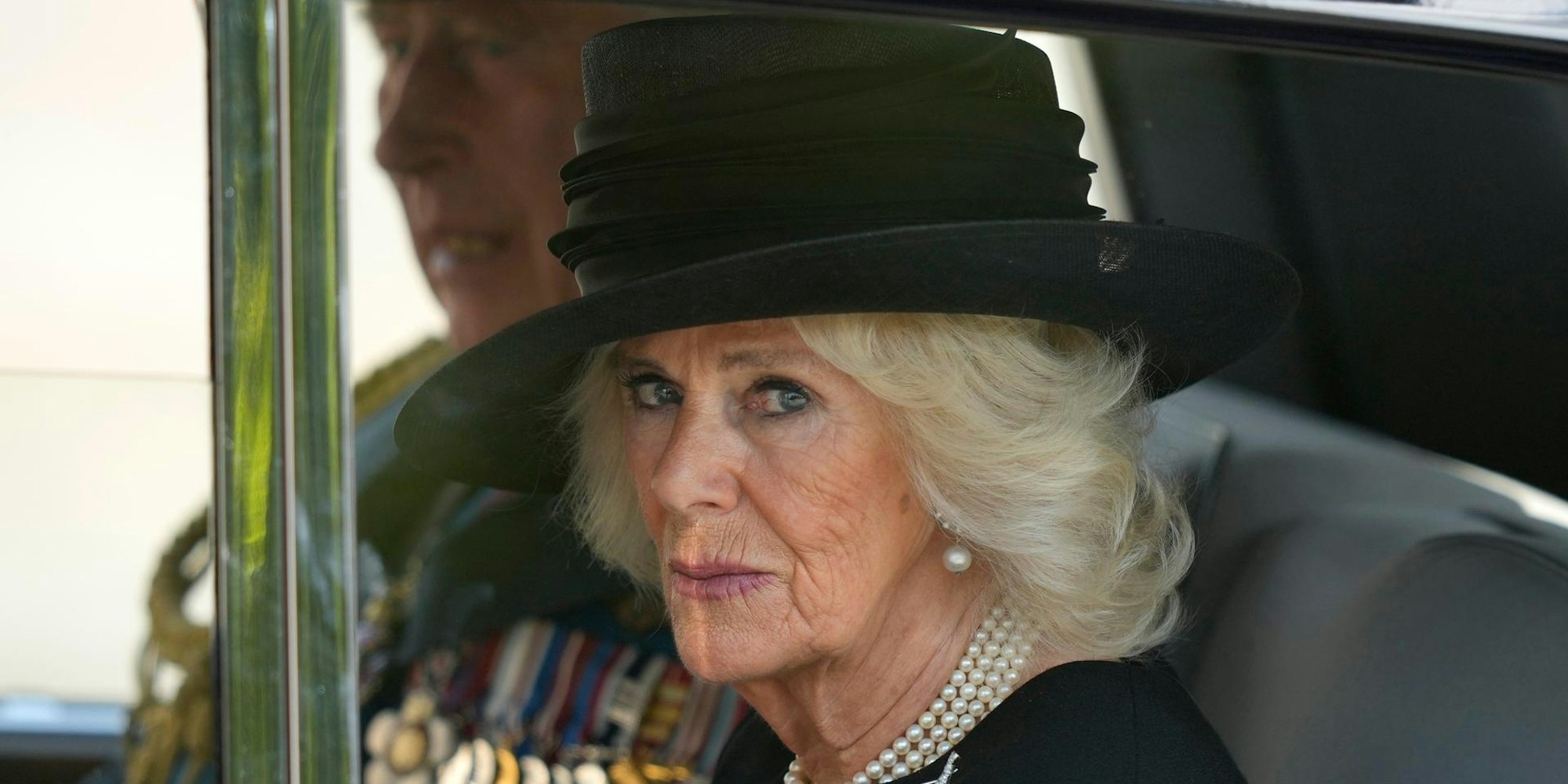 Camilla bei Trauerfeier