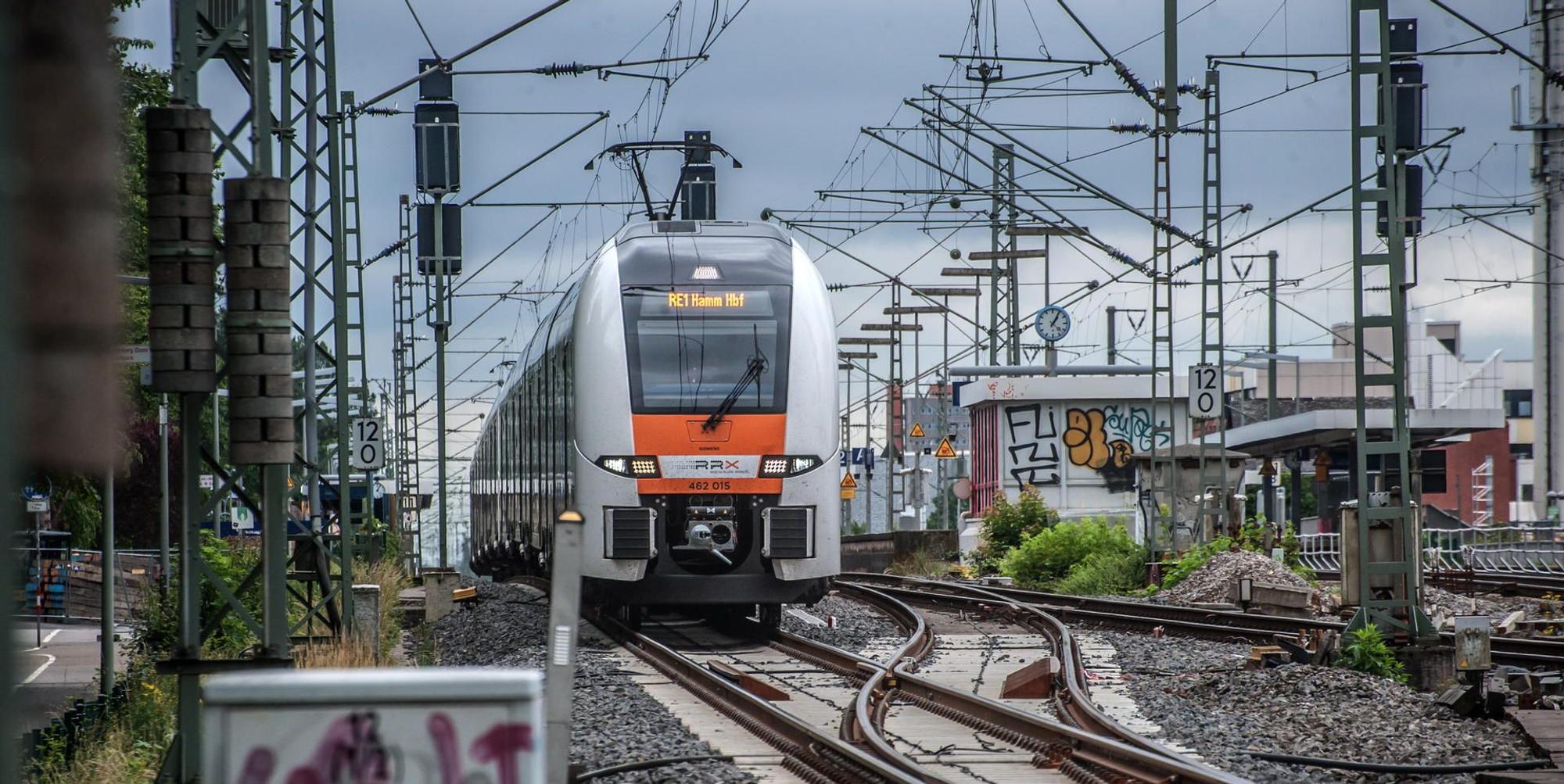 Bahn-RRX_RLE_leverkusen21062021ALF_3538