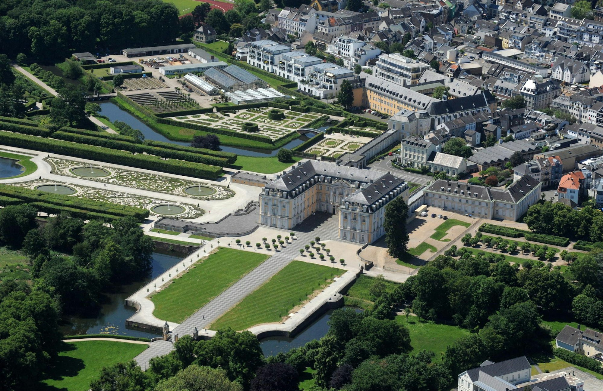 Augustusburg_aus_der_Luft