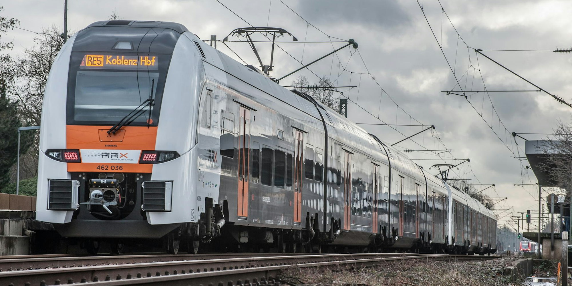 leverkusen-bahn-rrx-gleis-ALF_6199