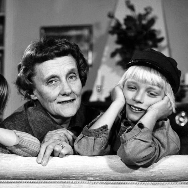 Astrid Lindgren mit Michel-Darstellern