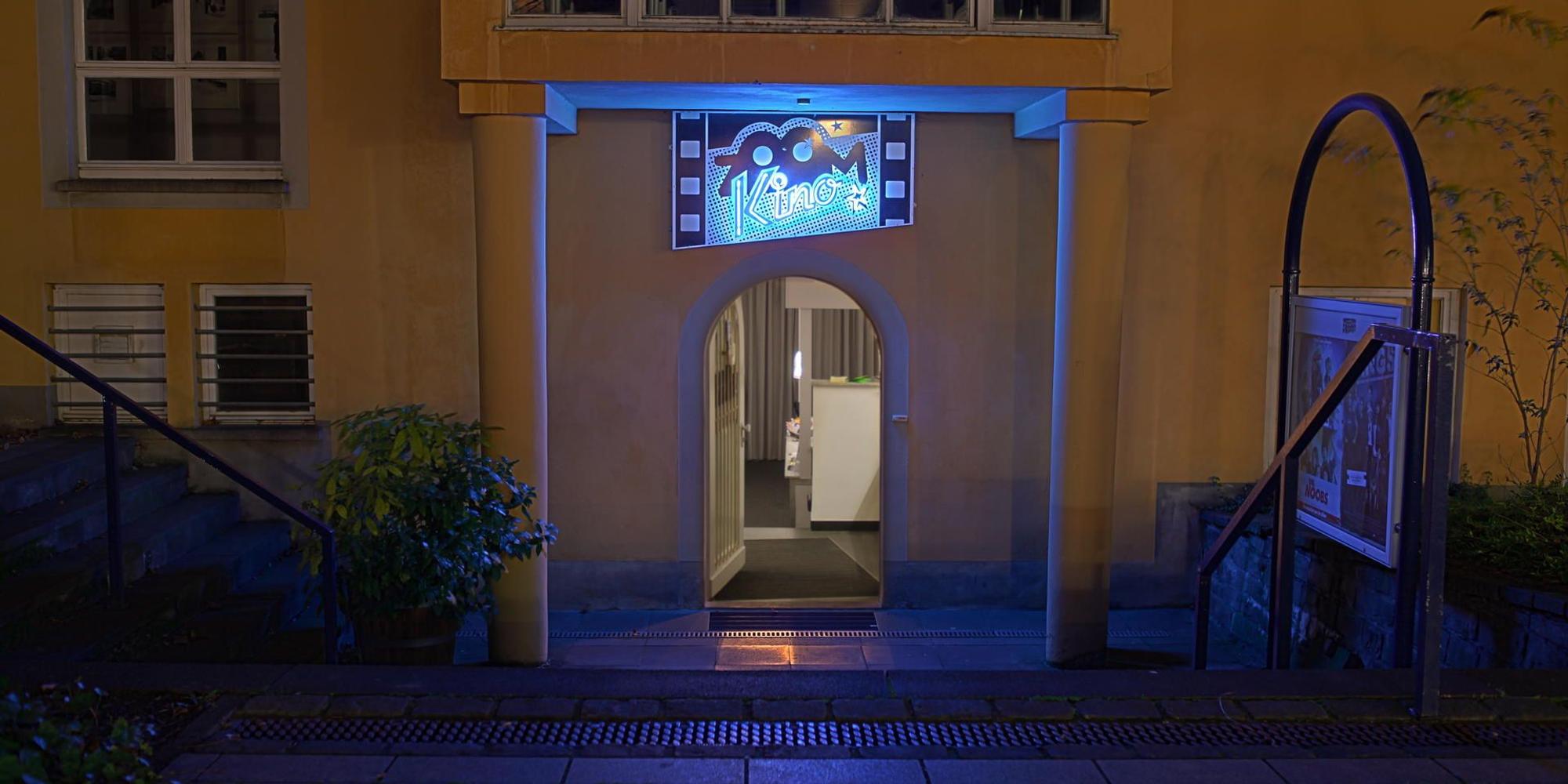 ZOOMKino_aussen_Dez2013