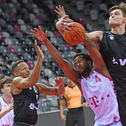 Justin Gorham Hamburg Hinspiel