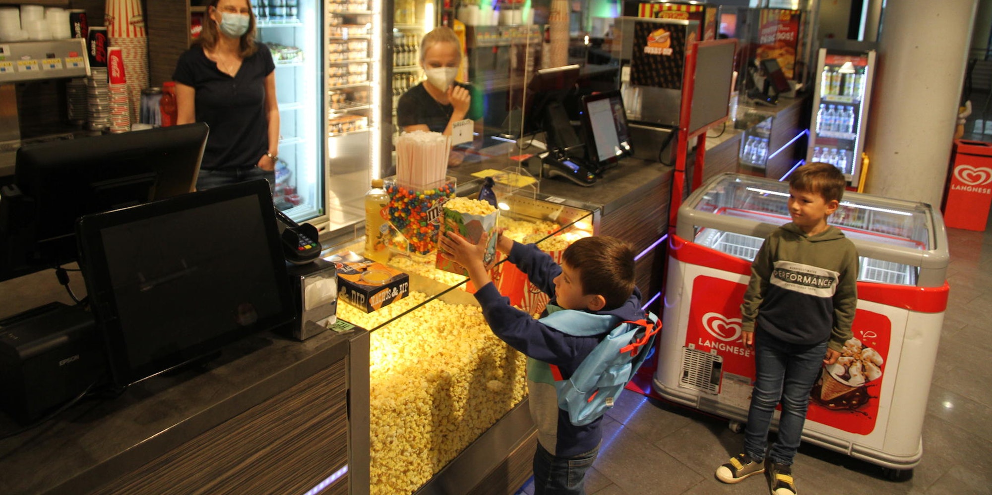 Cineplex_oeffnet
