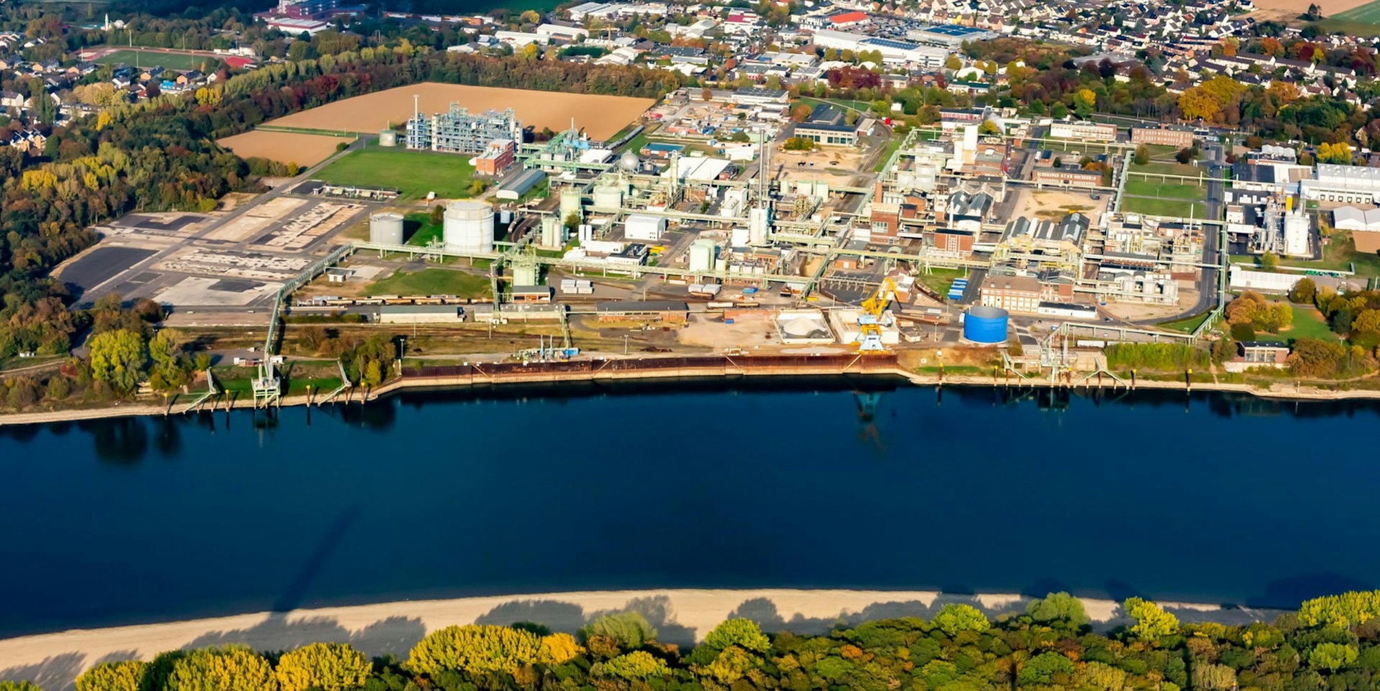 Luftbildaufnahmen_Evonik_Standort_Lu¦êlsdorf